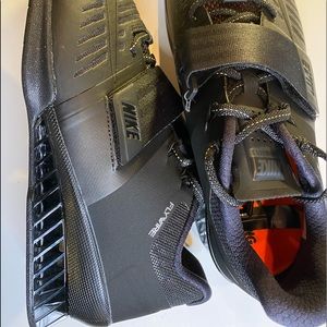 Nike Romaleos 3 Weightlifting Men’s Shoe